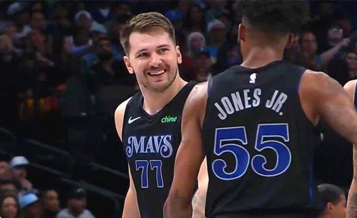 凯琼斯都这样打球了，和唐斯互飙三分！