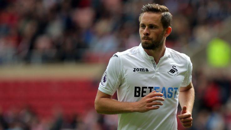 队报：利物浦中场莫顿加盟里昂转会费为1000万+500万欧