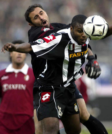 电竞发展加速，拥有全球3亿受众的云顶之弈究竟做对了什么？