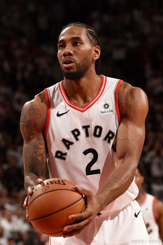 纽约大都会队 Darryl Strawberry 以极高角度的全垒打路径闻名，被赞为“草莓先生”