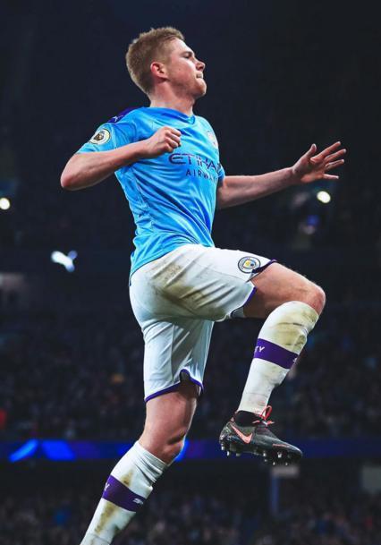 大联盟宣布正式承认黑人联盟（Negro Leagues）为大联盟层级，多项历史纪录被修正