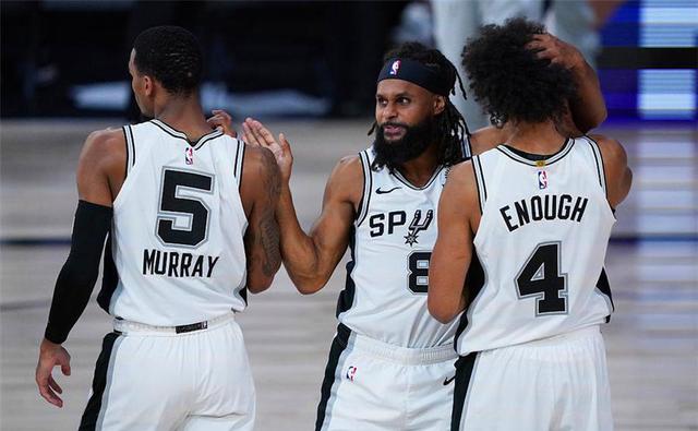 澳洲网球公开赛｜女单决赛力挫萨巴伦卡 凯斯喜获大满贯首冠