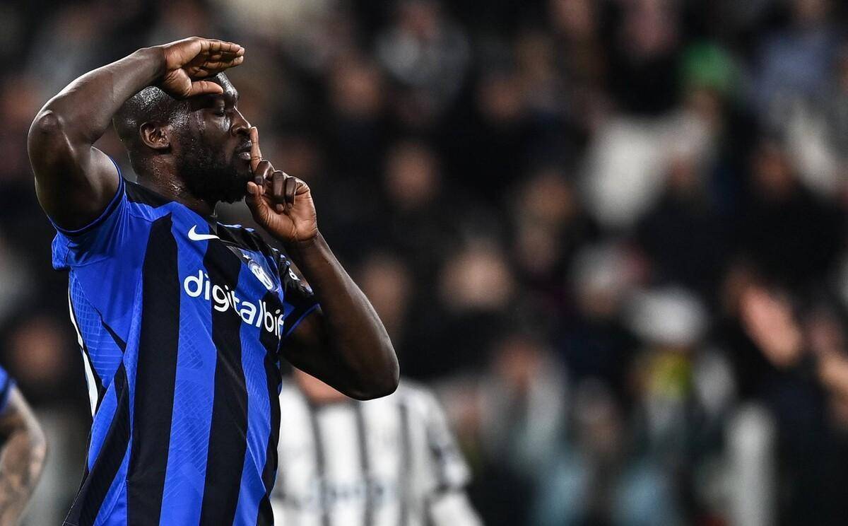 浙江方兴渡连续传球 孙铭徽空位三分命中